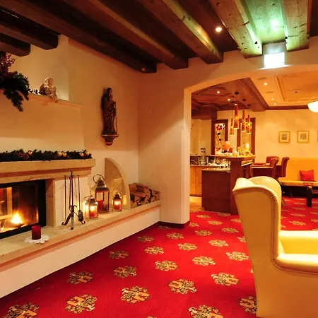 Max Hotel 4*