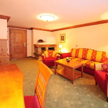 Hotel Max 4*