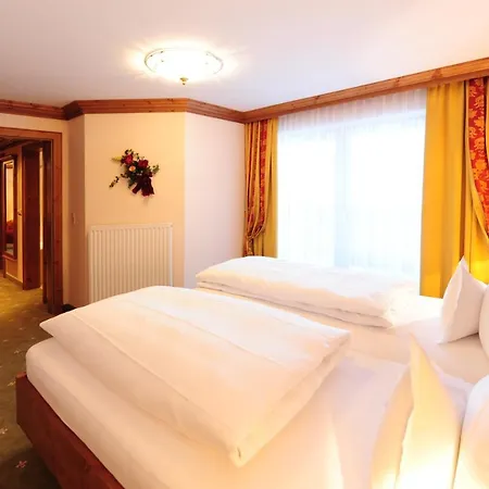 Max Hotel