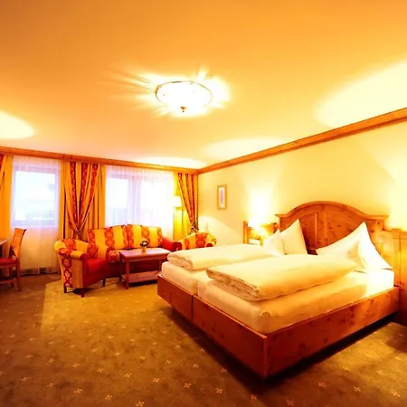 Hotel Max 4*