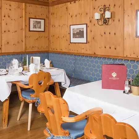 Hotel Max Serfaus